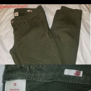 Arizona Jean's size 13 (juniors)